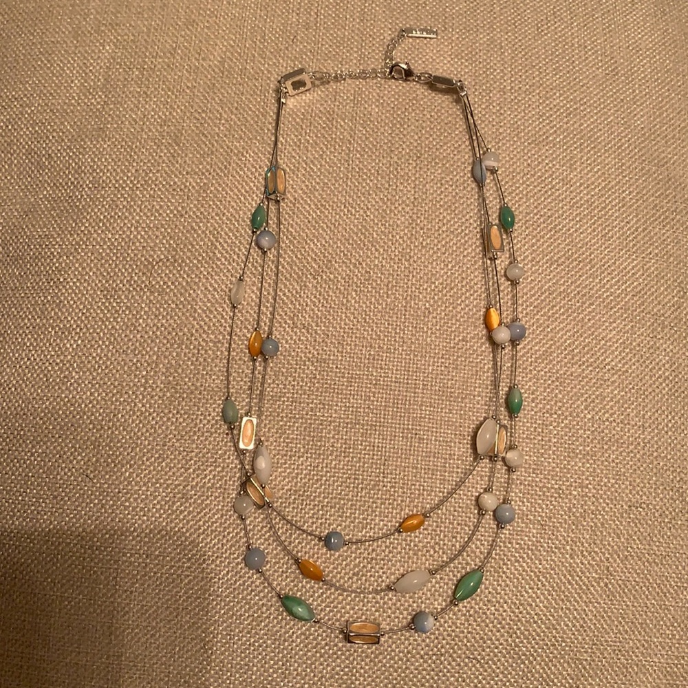 🌺🌺Napier Silver and Stones Necklace